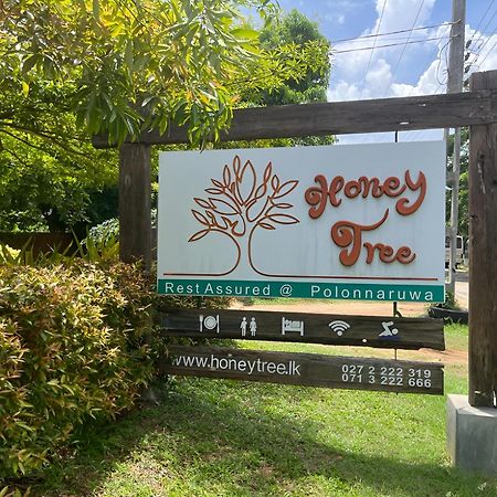 Honey Tree Polonnaruwa Hotel Luaran gambar