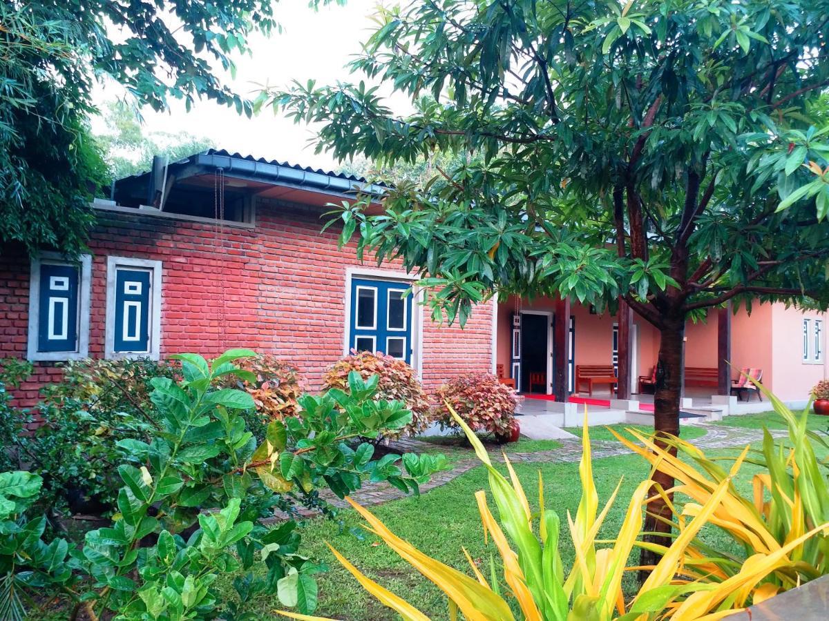 Honey Tree Polonnaruwa Hotel Luaran gambar